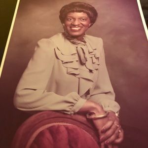 Meet your Posher, Beverly